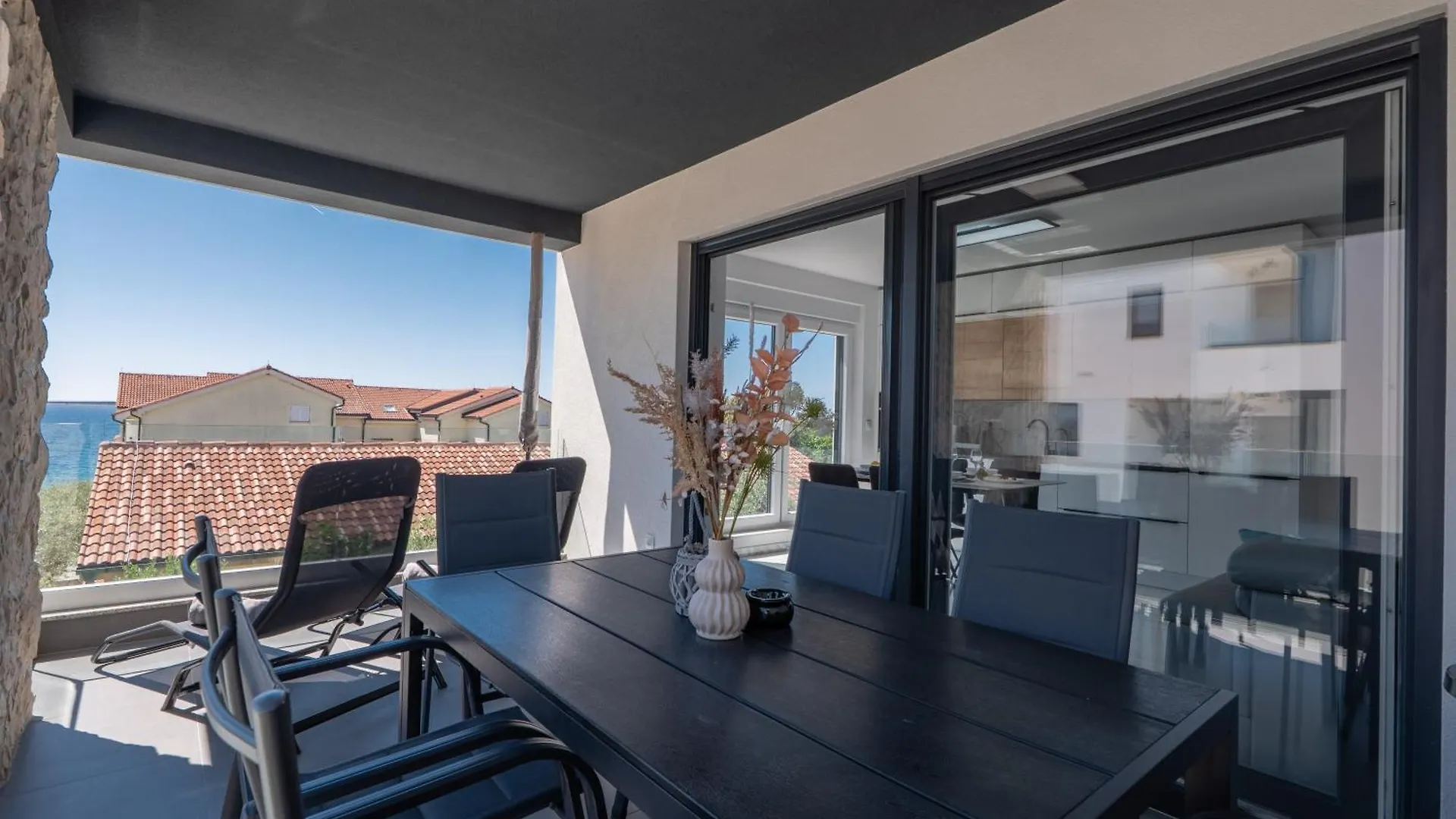 Lili Rose Mandre - Exclusive Family Apartments With Sea View, Just Steps From Beach
