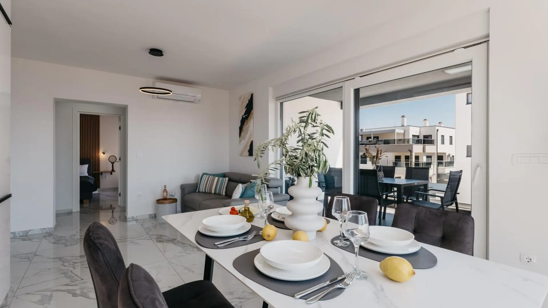Lili Rose Mandre - Exclusive Family Apartments With Sea View, Just Steps From Beach