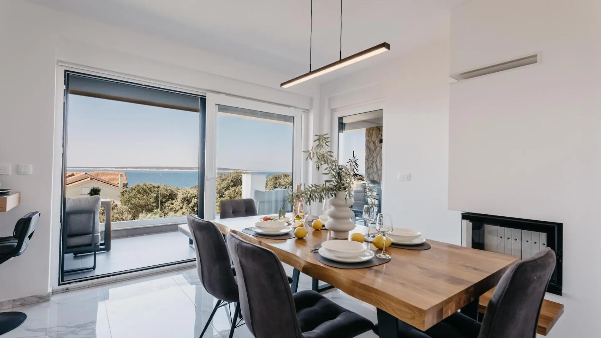 Lili Rose Mandre - Exclusive Family Apartments With Sea View, Just Steps From Beach