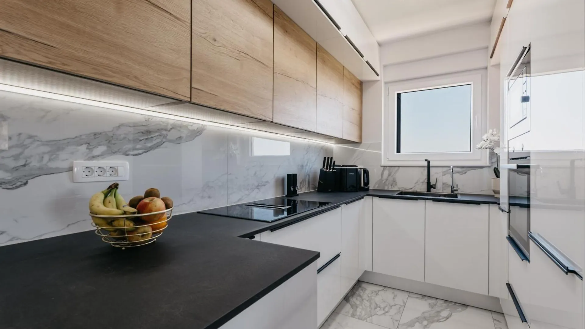 Lili Rose Mandre - Exclusive Family Apartments With Sea View, Just Steps From Beach Κροατία