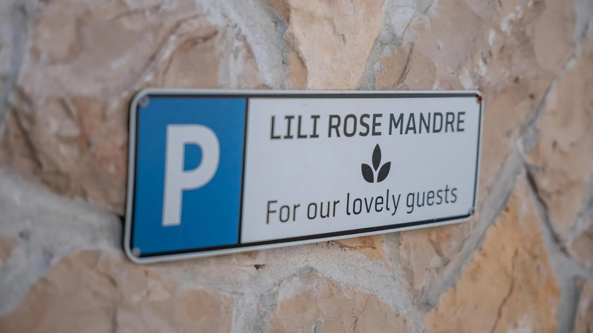 Lili Rose Mandre - Exclusive Family Apartments With Sea View, Just Steps From Beach