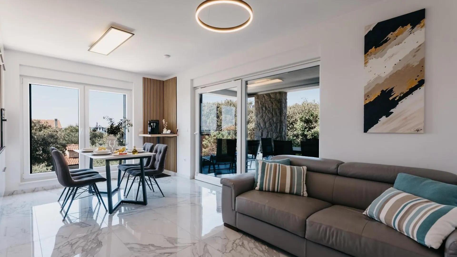 Lili Rose Mandre - Exclusive Family Apartments With Sea View, Just Steps From Beach