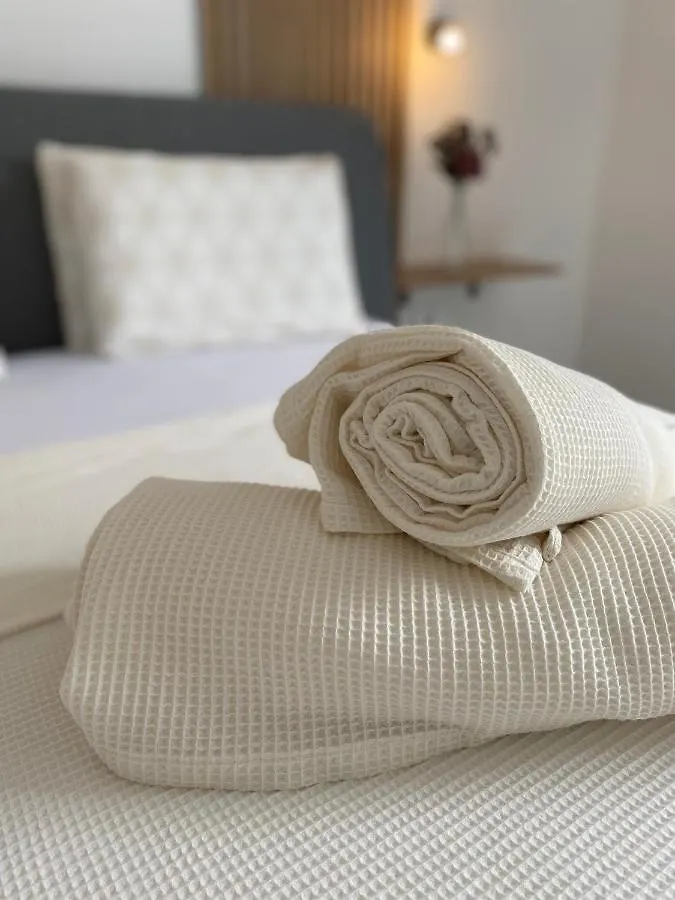 Lili Rose Mandre - Exclusive Family Apartments With Sea View, Just Steps From Beach