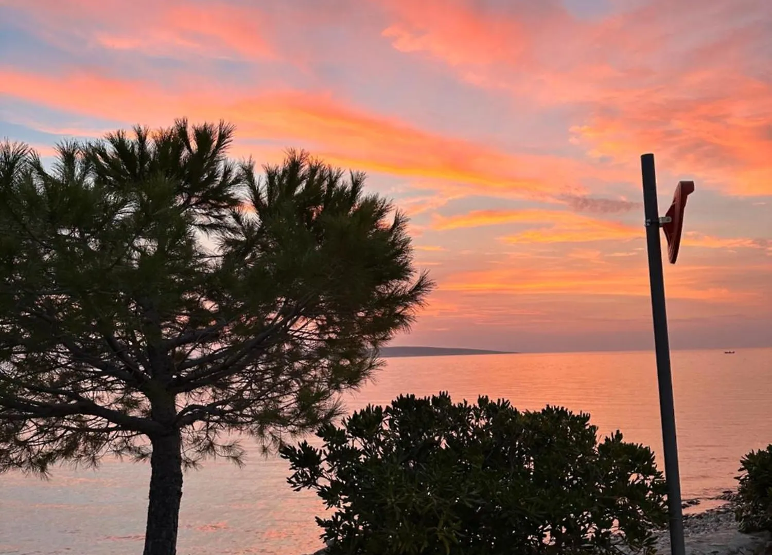 Lili Rose Mandre - Exclusive Family Apartments With Sea View, Just Steps From Beach Croatia