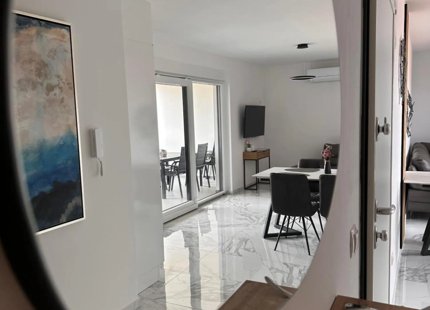 Lili Rose Mandre - Exclusive Family Apartments With Sea View, Just Steps From Beach 0*,  Croatia