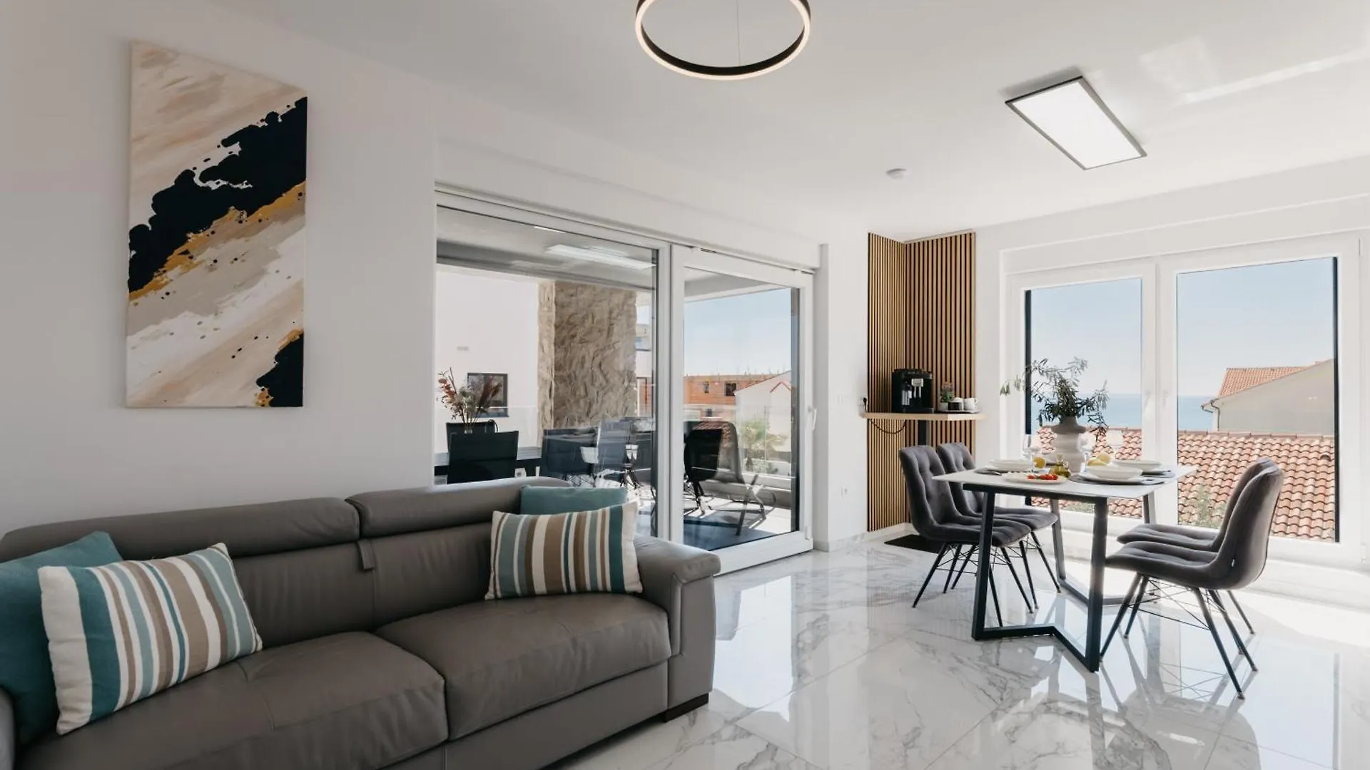Lili Rose Mandre - Exclusive Family Apartments With Sea View, Just Steps From Beach