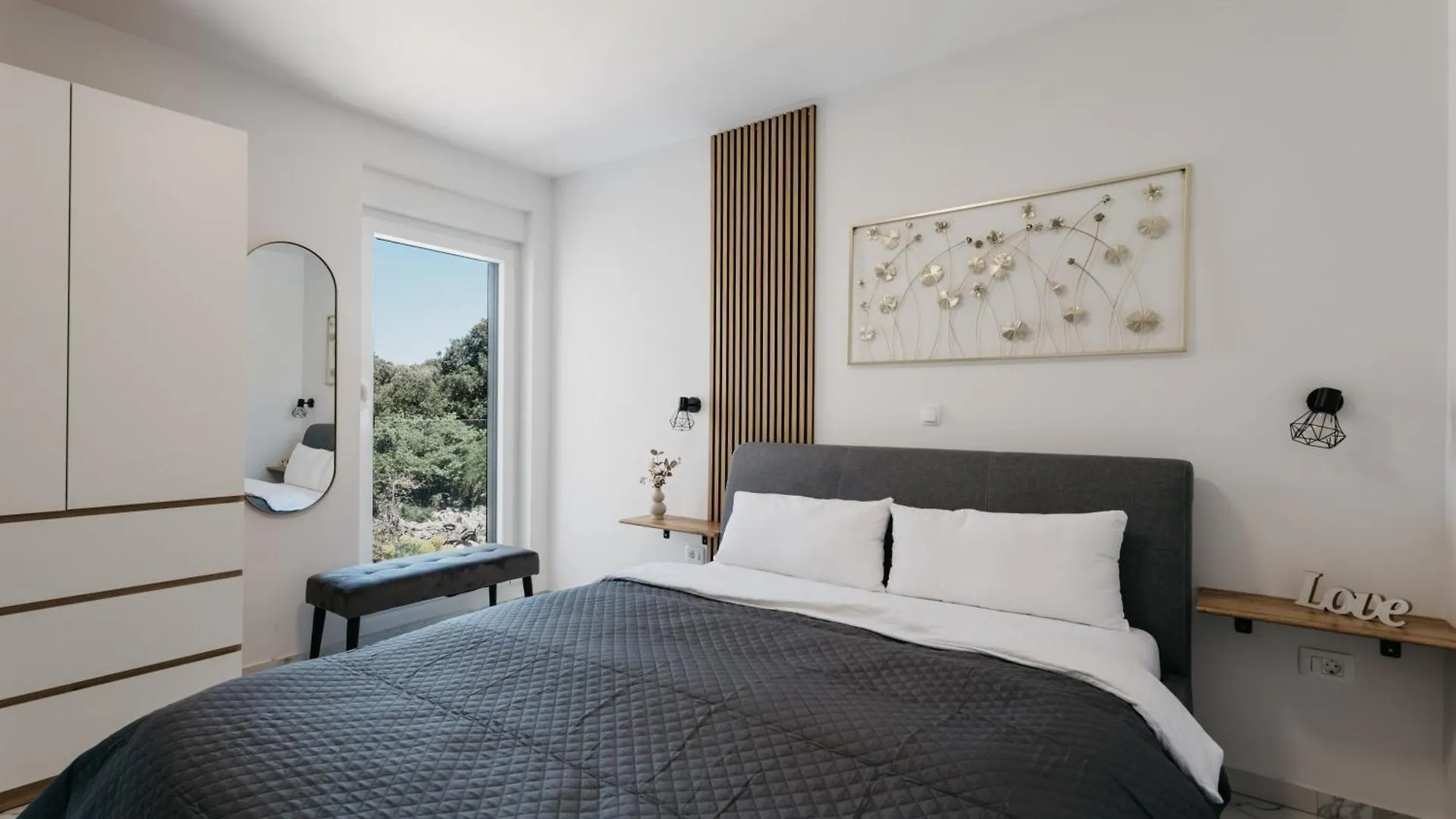 Lili Rose Mandre - Exclusive Family Apartments With Sea View, Just Steps From Beach